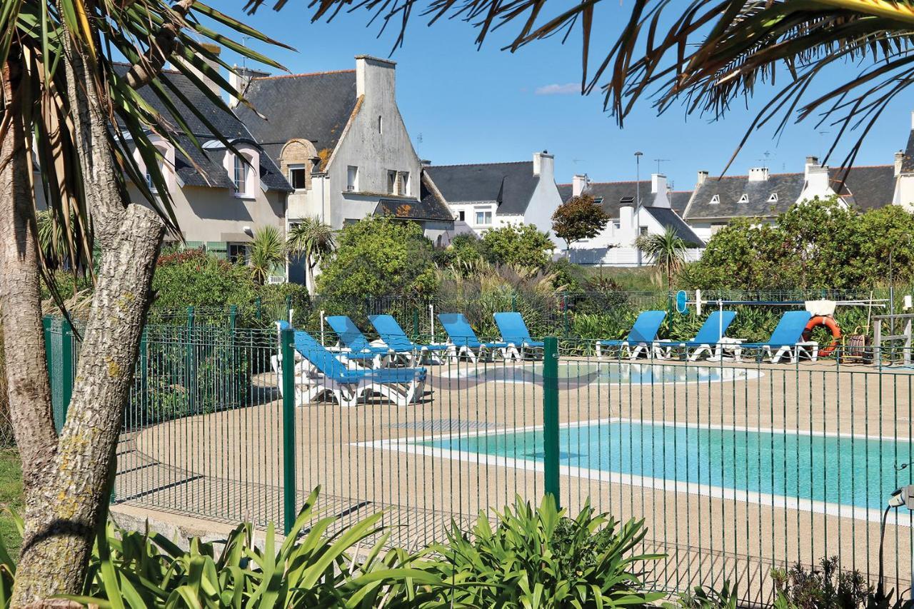 Maison E2: Seaside Retreat with Pool and Garden Guilvinec Exterior photo